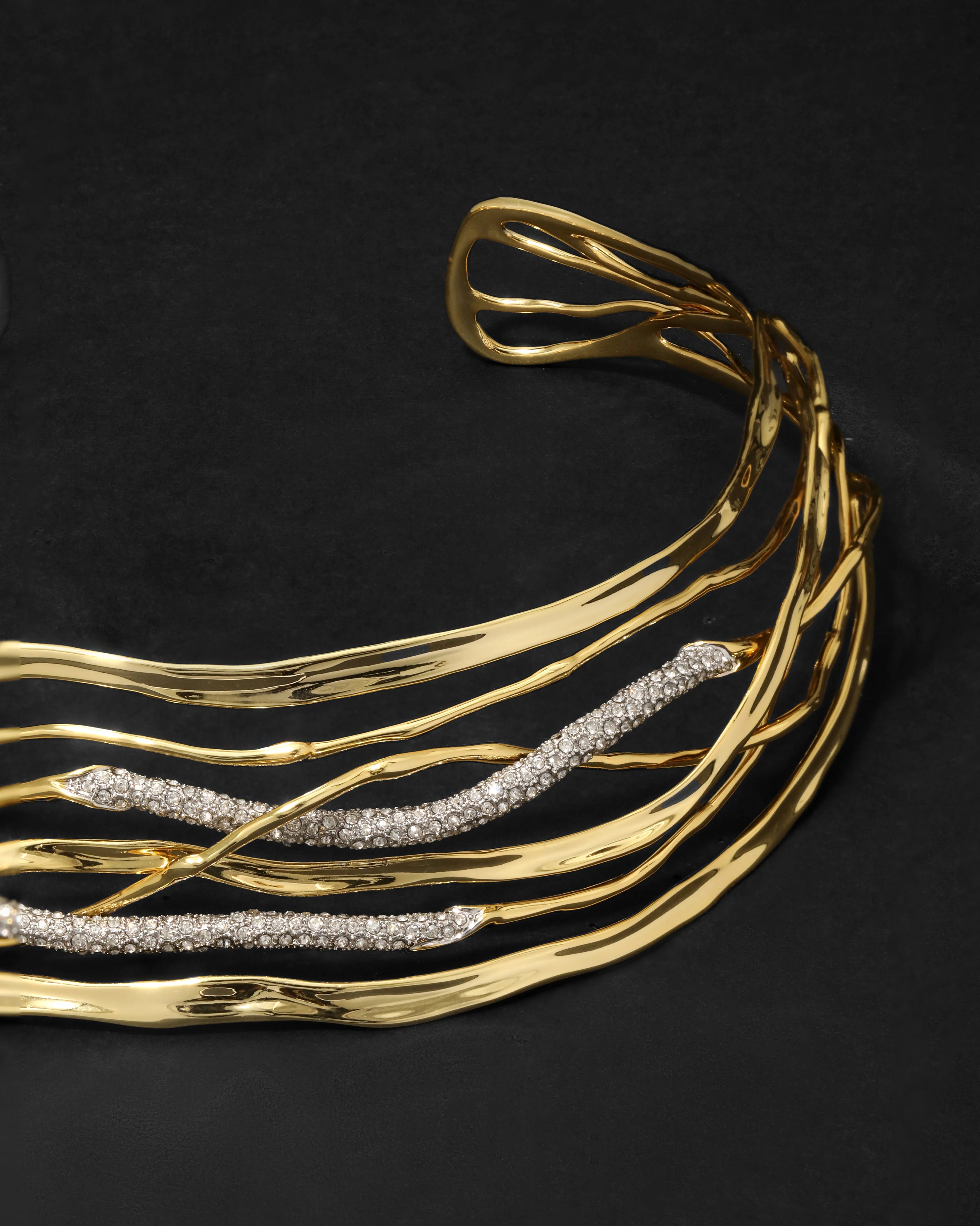 SOLANALES CRYSTAL WOVEN COLLAR NECKLACE