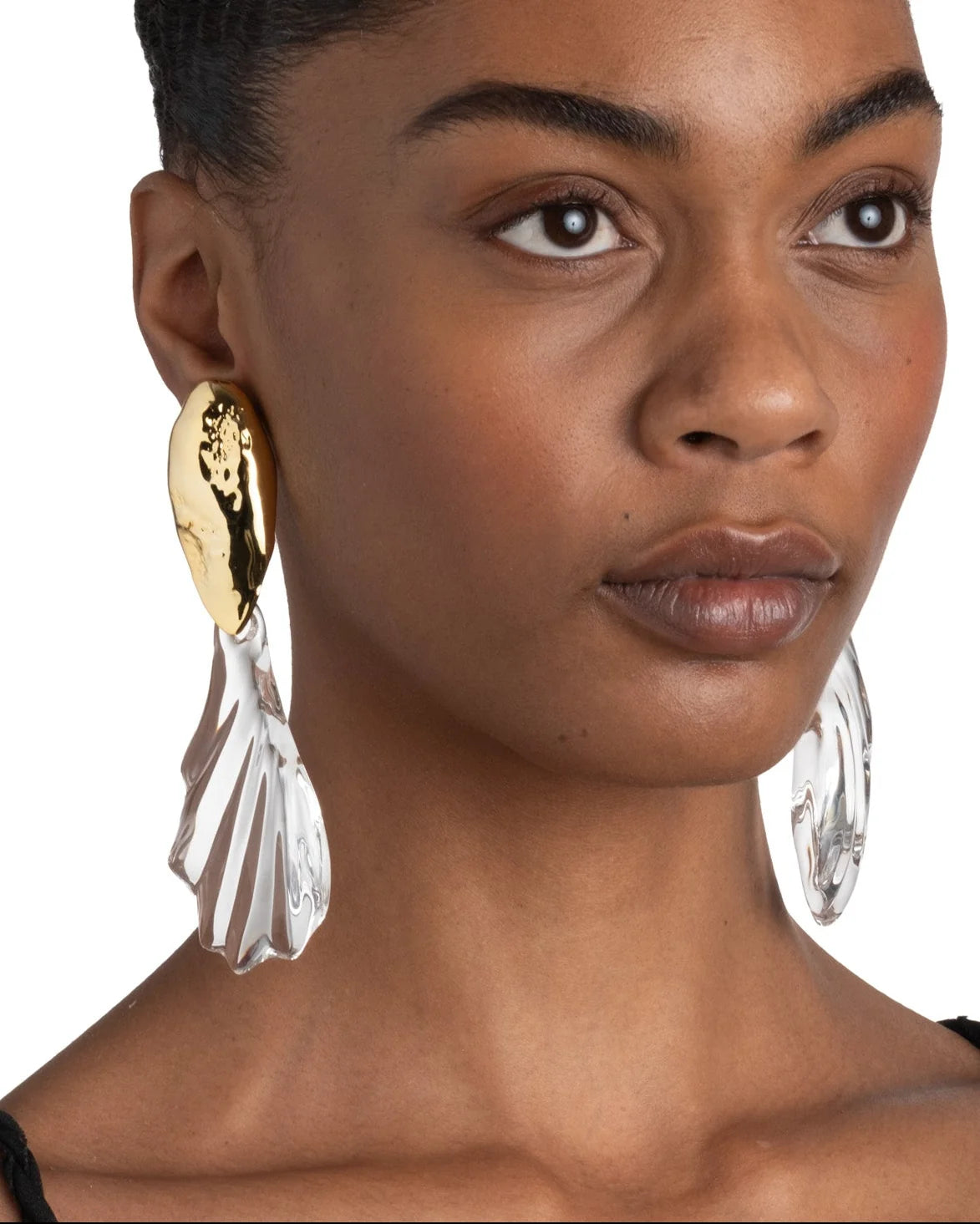 LUCITE BRUTALIST RIPPLE CLIP EARRING