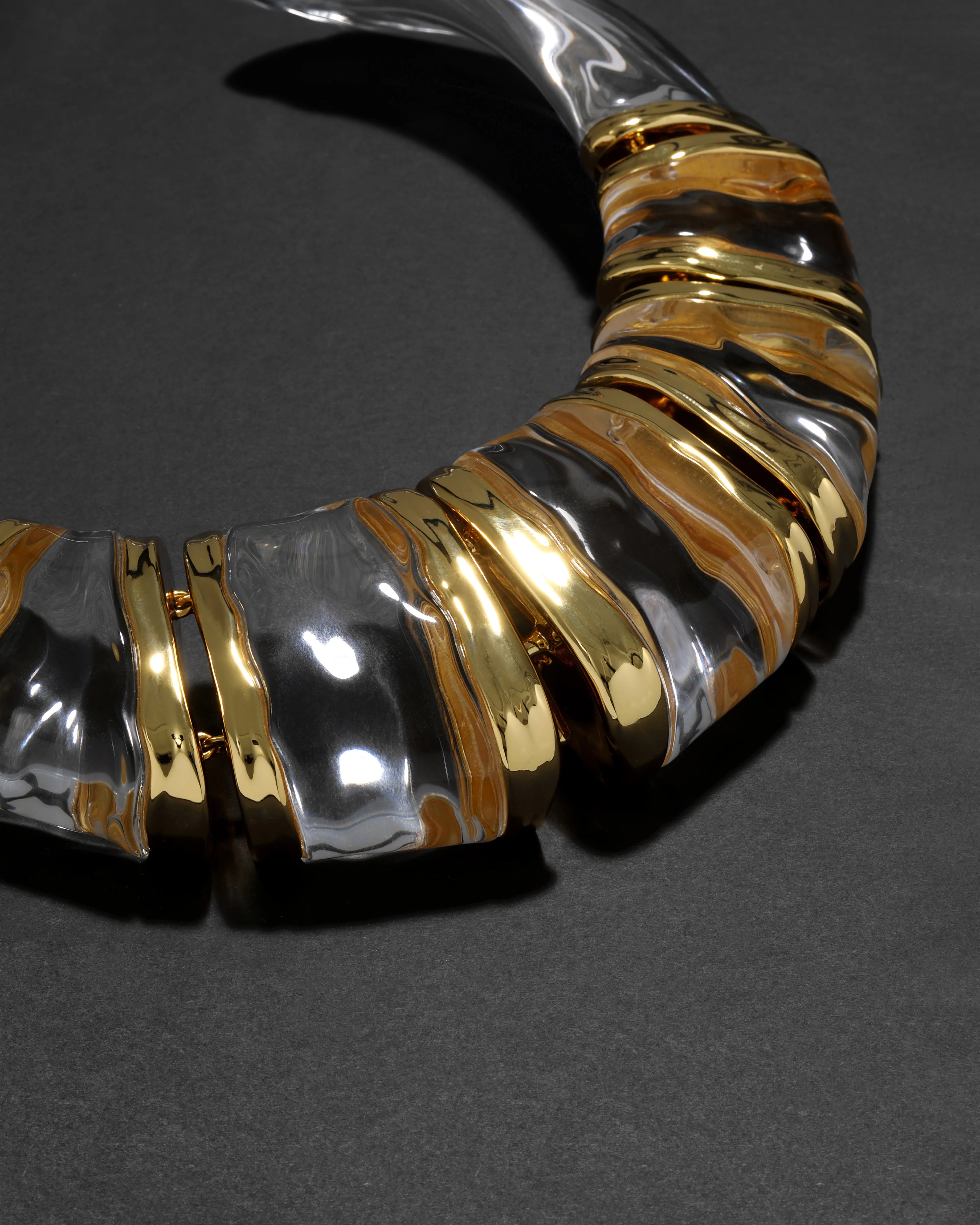 LIQUID LUCITE GOLD SEGMENT BIB NECKLACE