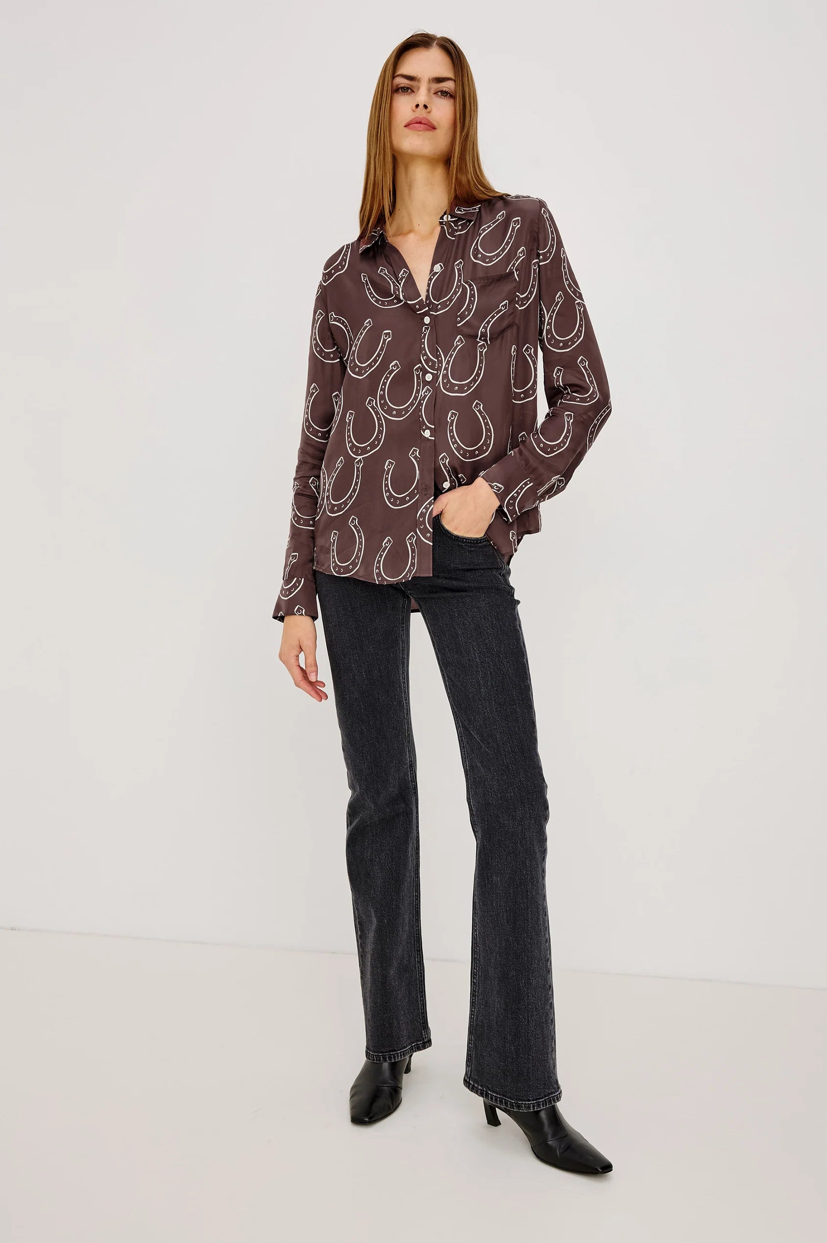 ALYSSA SHIRT IN BROWN HORSESHOES