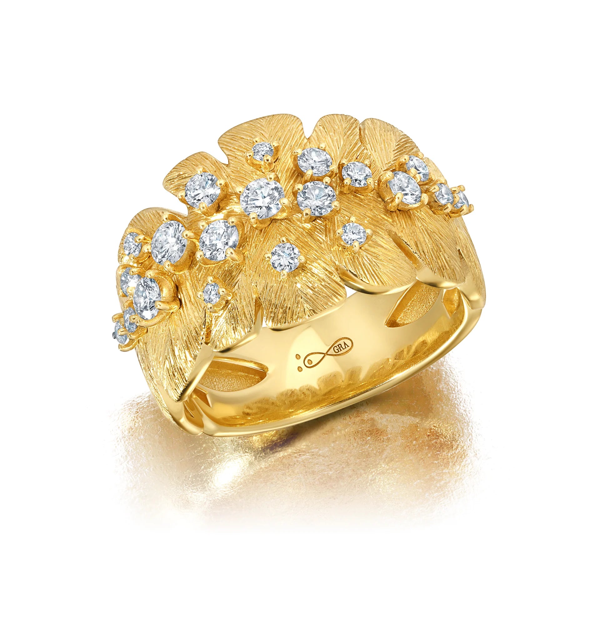 DIAMOND SAMAMBAIA CIGAR BAND RING