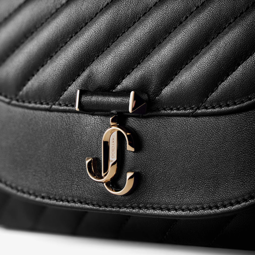 CURVE WALLET WITH CHAIN