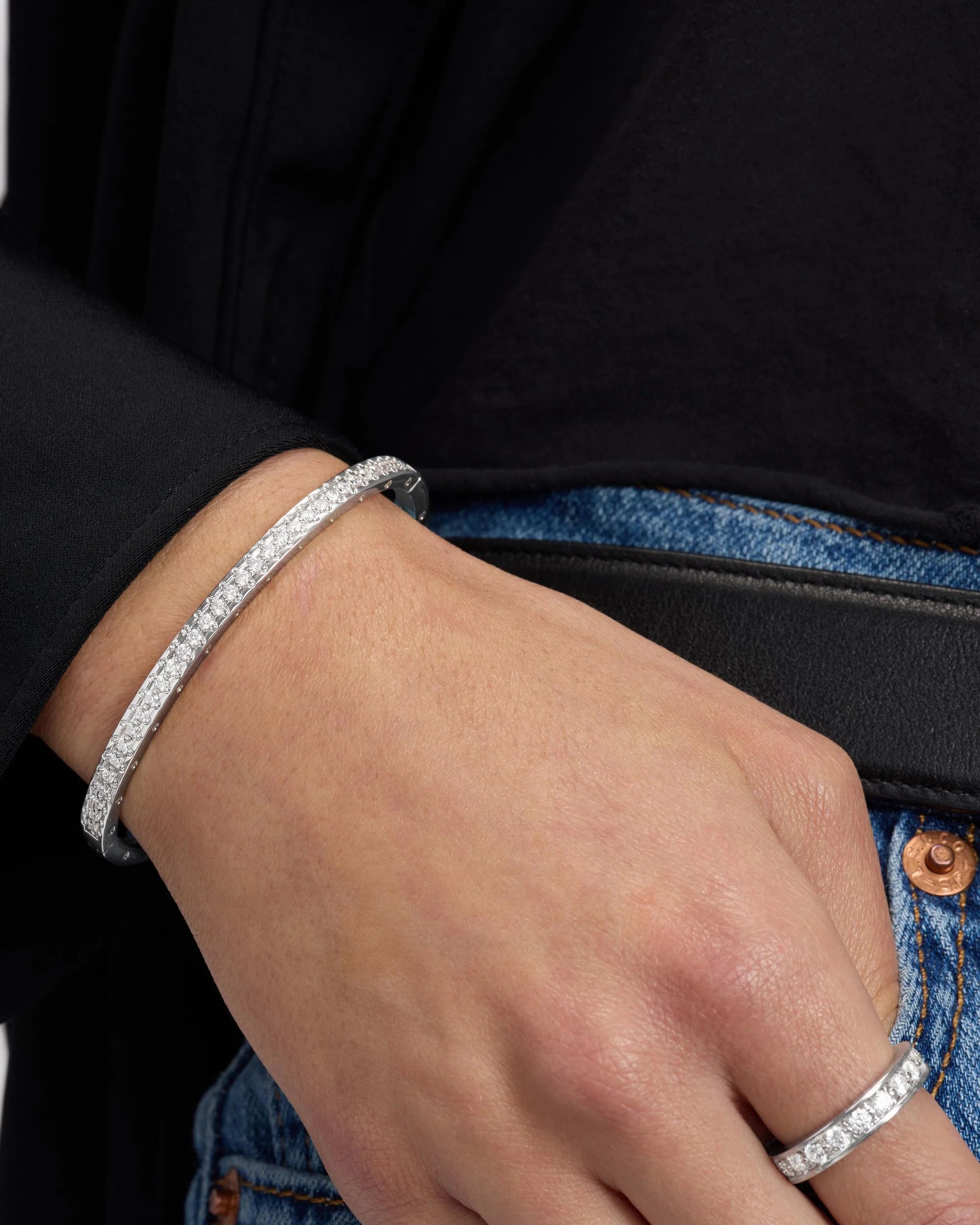 ASHLEY PAVE CUFF 4MM IN SILVER