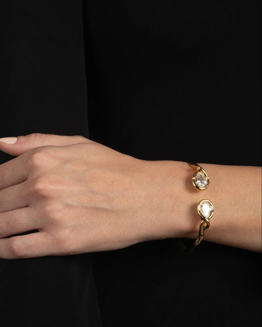 ASTERALES CRYSTAL CAPPED HINGE BRACELET
