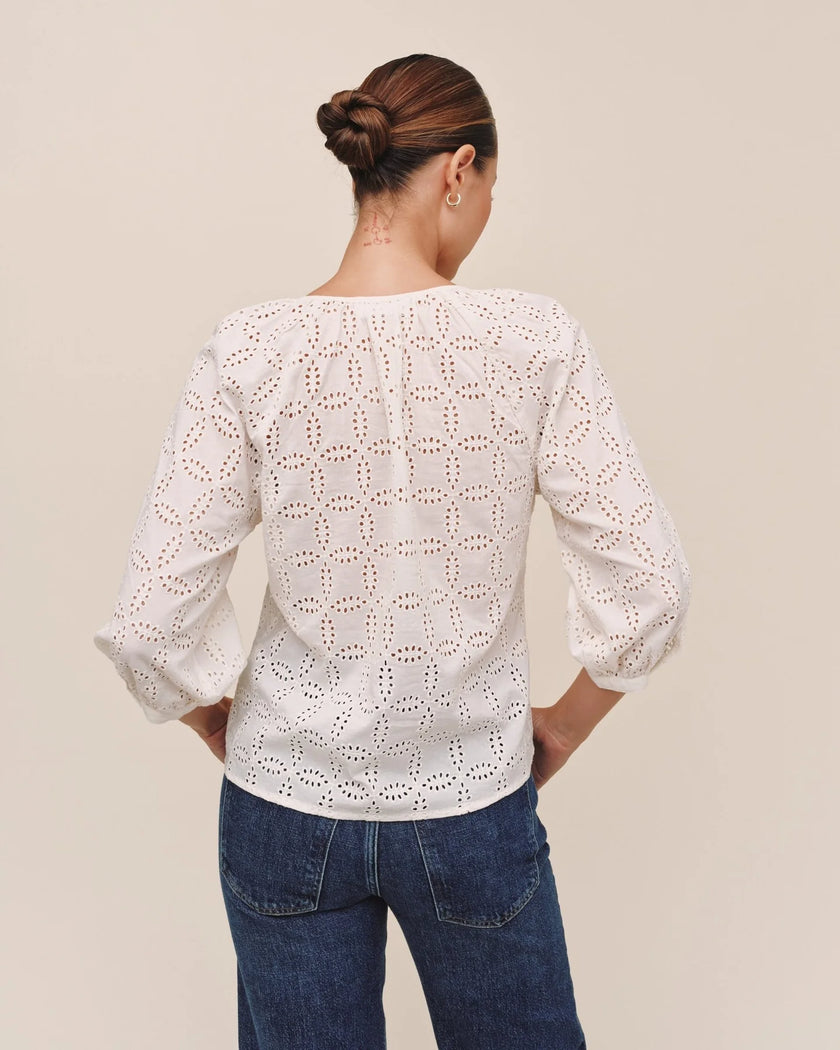 THREE QUARTER SLEEVE PULLOVER