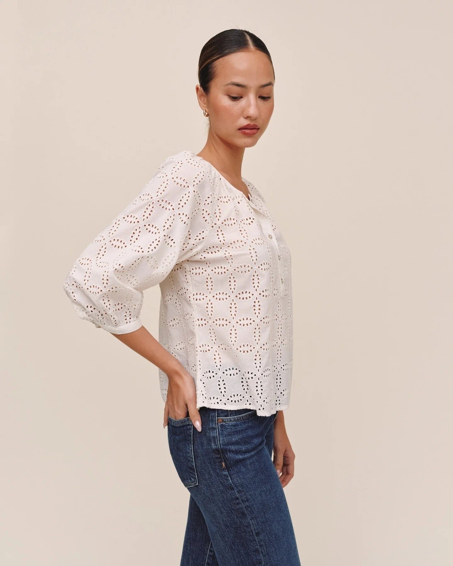 THREE QUARTER SLEEVE PULLOVER