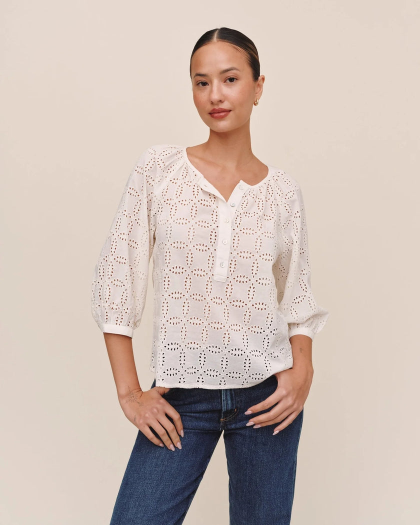 THREE QUARTER SLEEVE PULLOVER