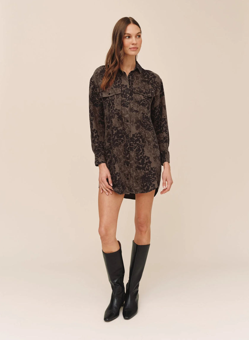 FLAP POCKET SHIRT DRESS IN DITSY CAMO PRINT