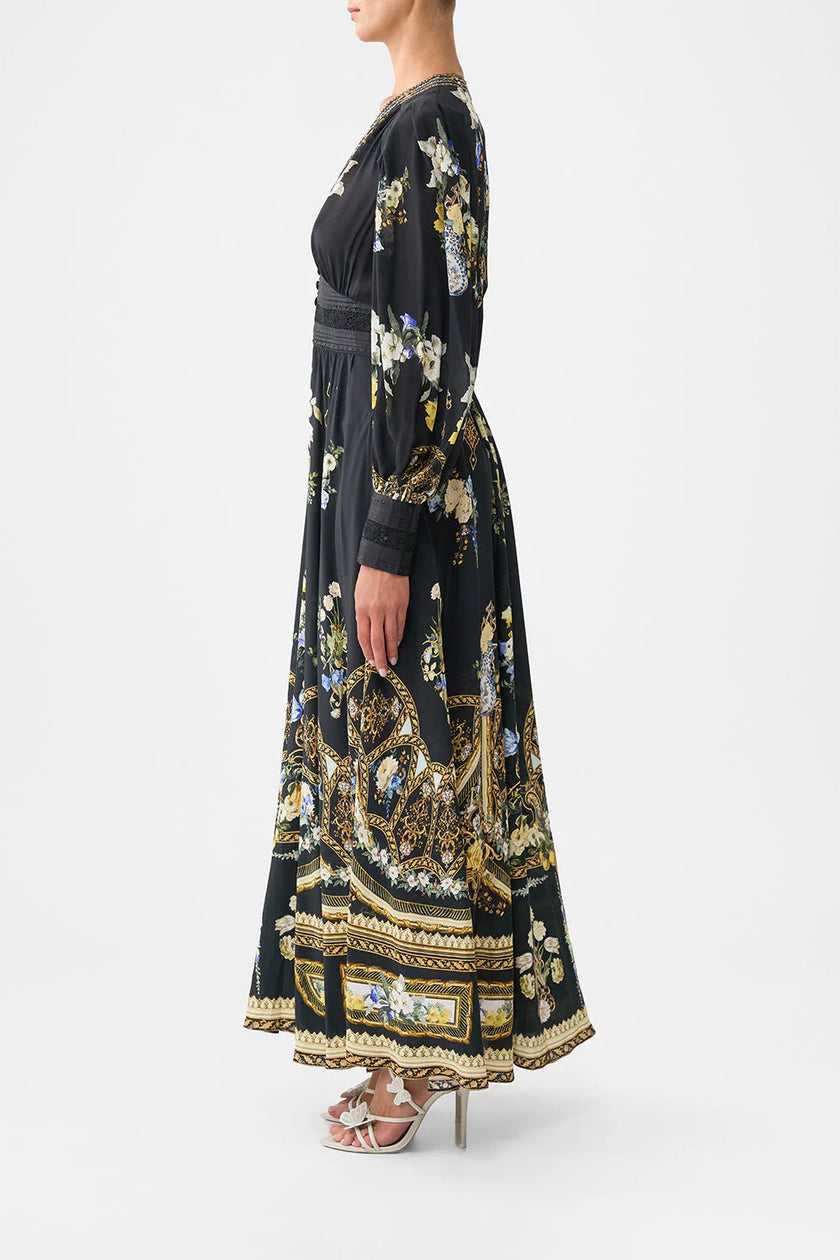 SHAPED WAISTBAND DRESS WITH GATHERED SLEEVES