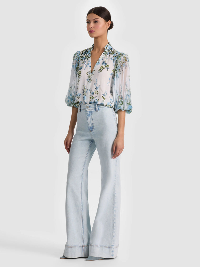 ILAN BUTTON DOWN BLOUSE IN FRESH AIR CAROLINA