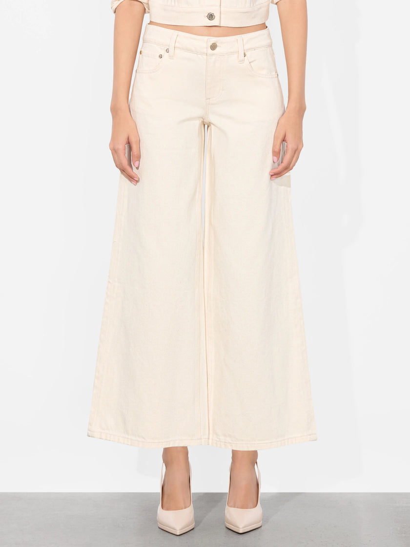 AMAZING CROPPED JEAN