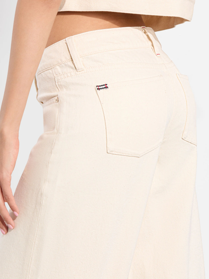 AMAZING CROPPED JEAN