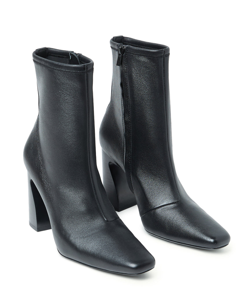 CHLOE LEATHER ANKLE BOOT