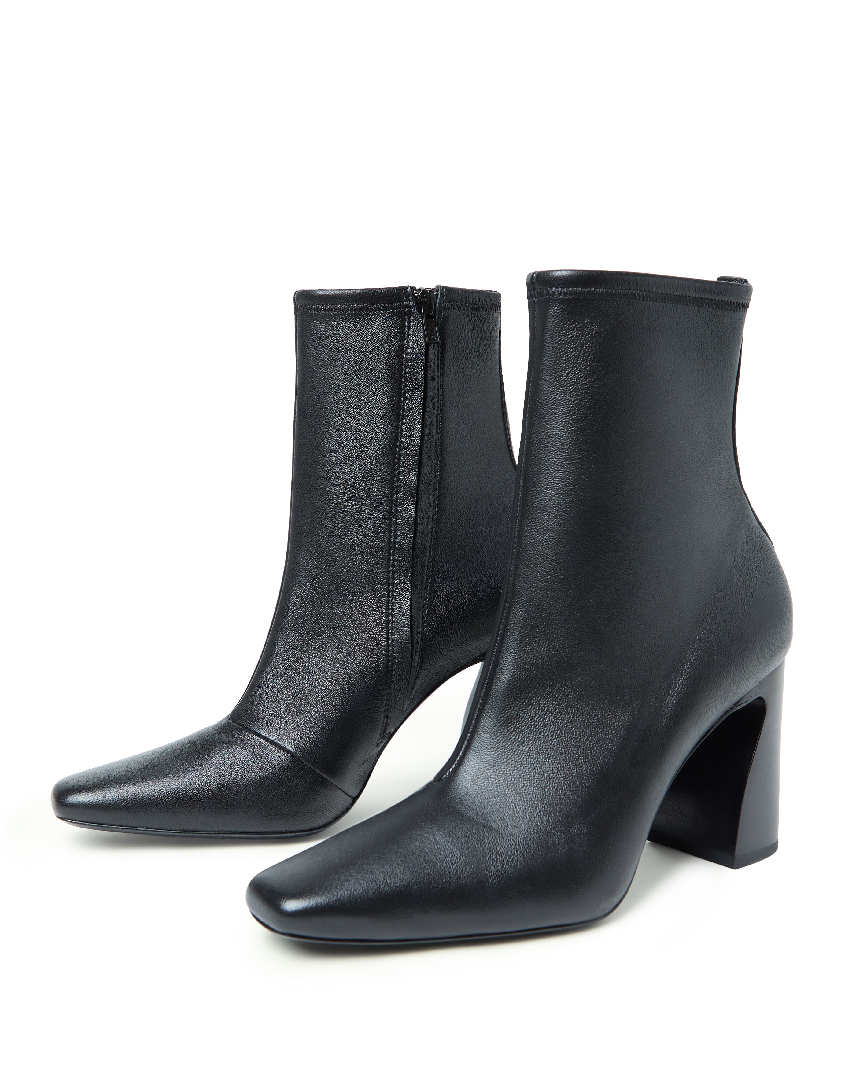 CHLOE LEATHER ANKLE BOOT