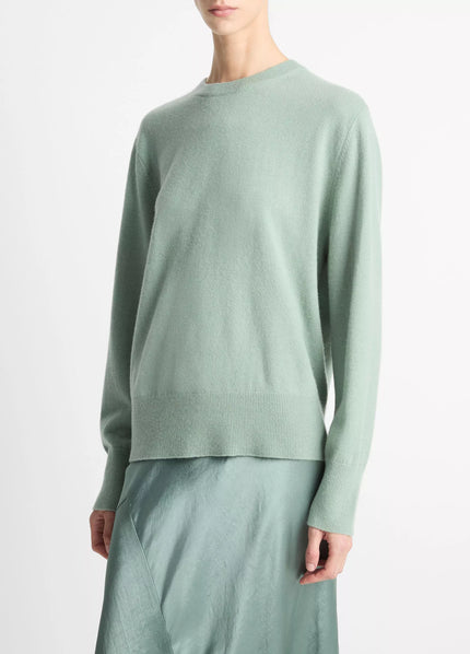 CASHMERE CREWNECK SWEATER IN PISTACHIO
