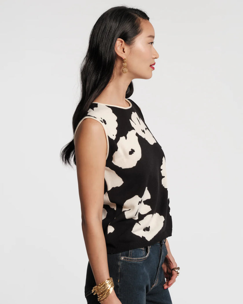 DARLING SHELL FLOATING FLORAL