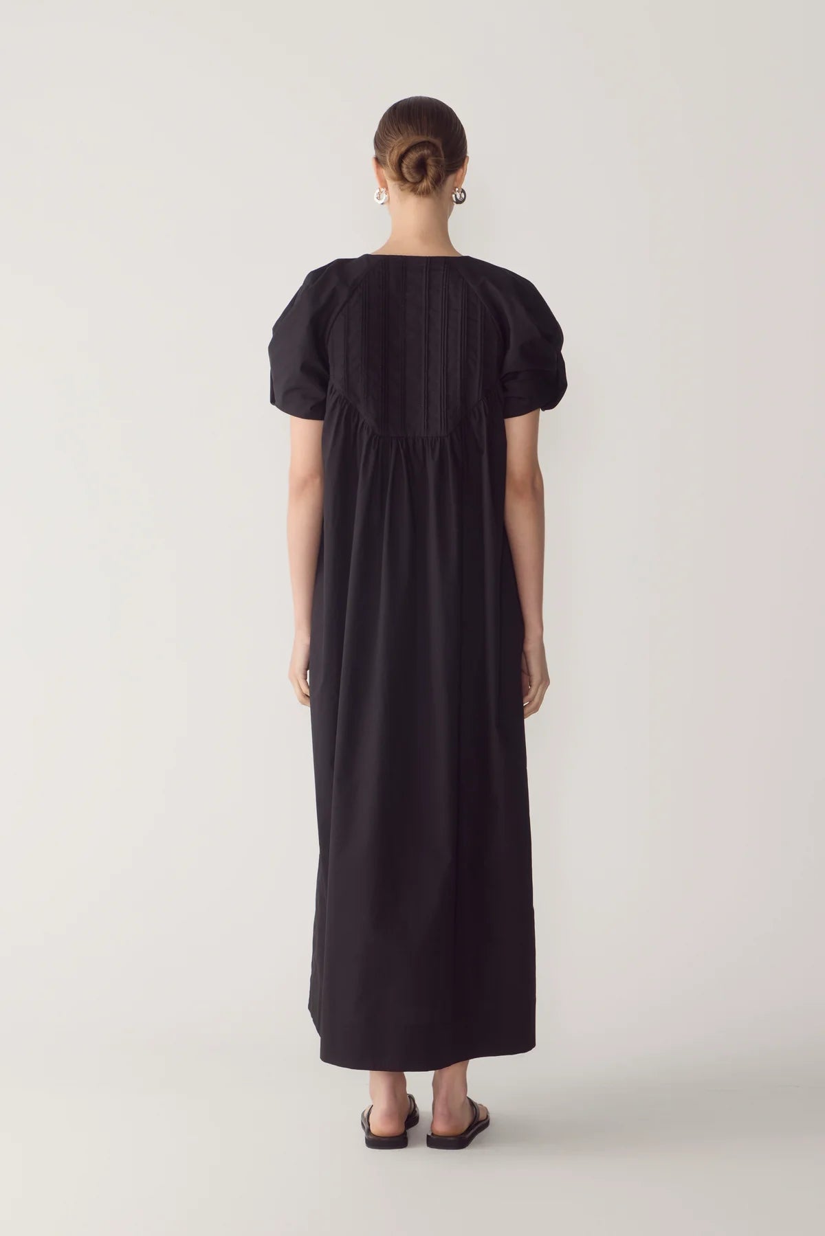 RAVEN DRESS IN BLACK POPLIN