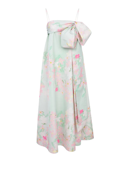 DRESS BAILEY IN CLEMATIS MONTANA