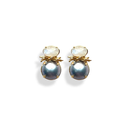 GARLAND EARRING IN LILY