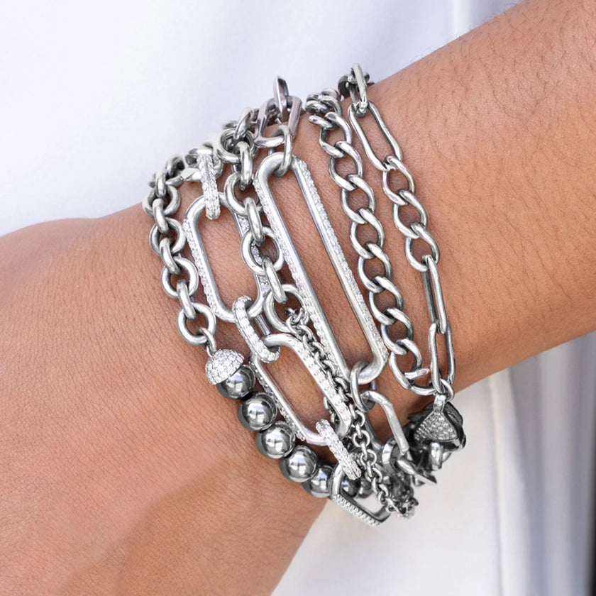 DIAMOND GWYNETH LINKS ON CHUNKY CURB BRACELET