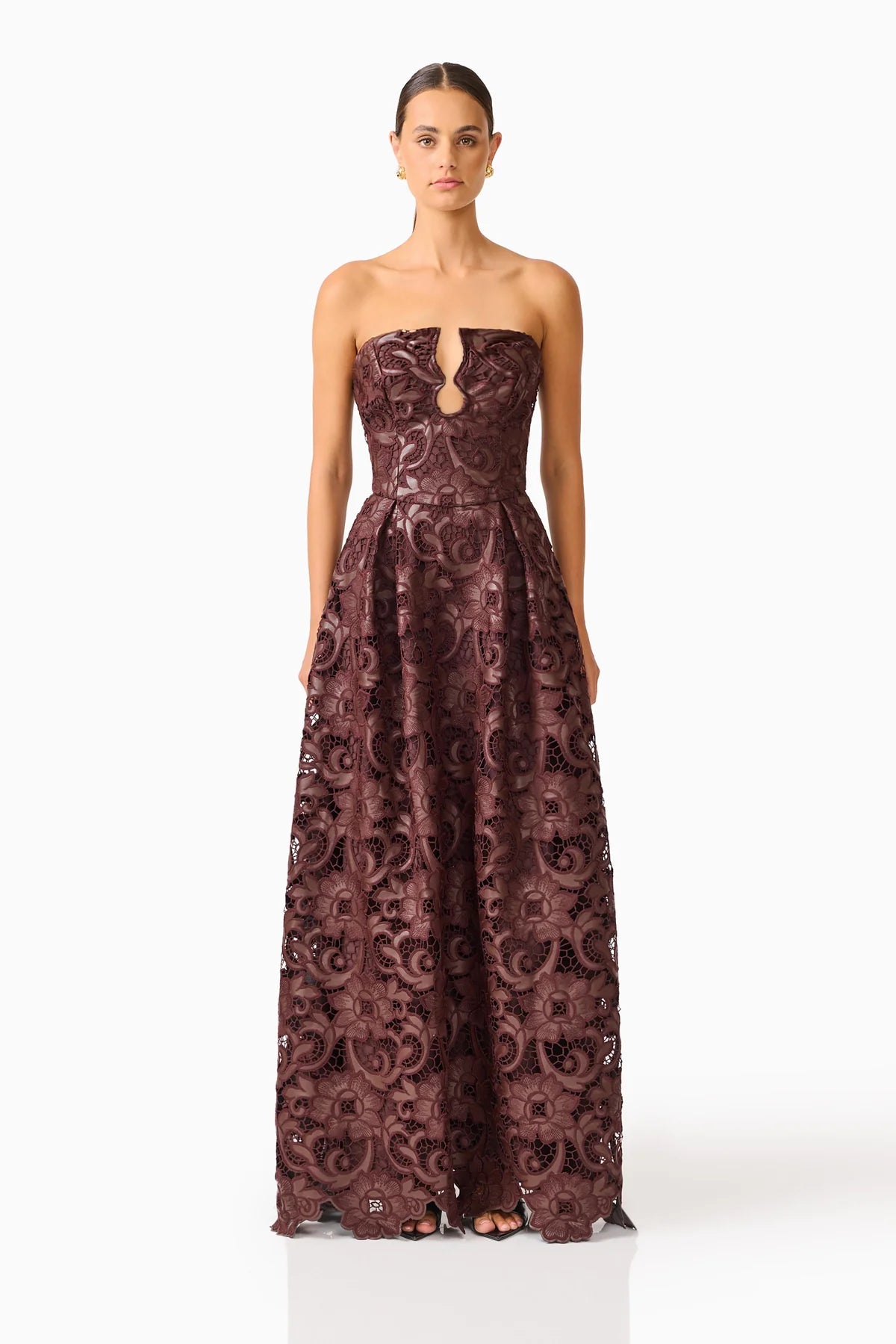 NOVELLE SWEETHEART MAXI DRESS IN CHOCOLATE BROWN