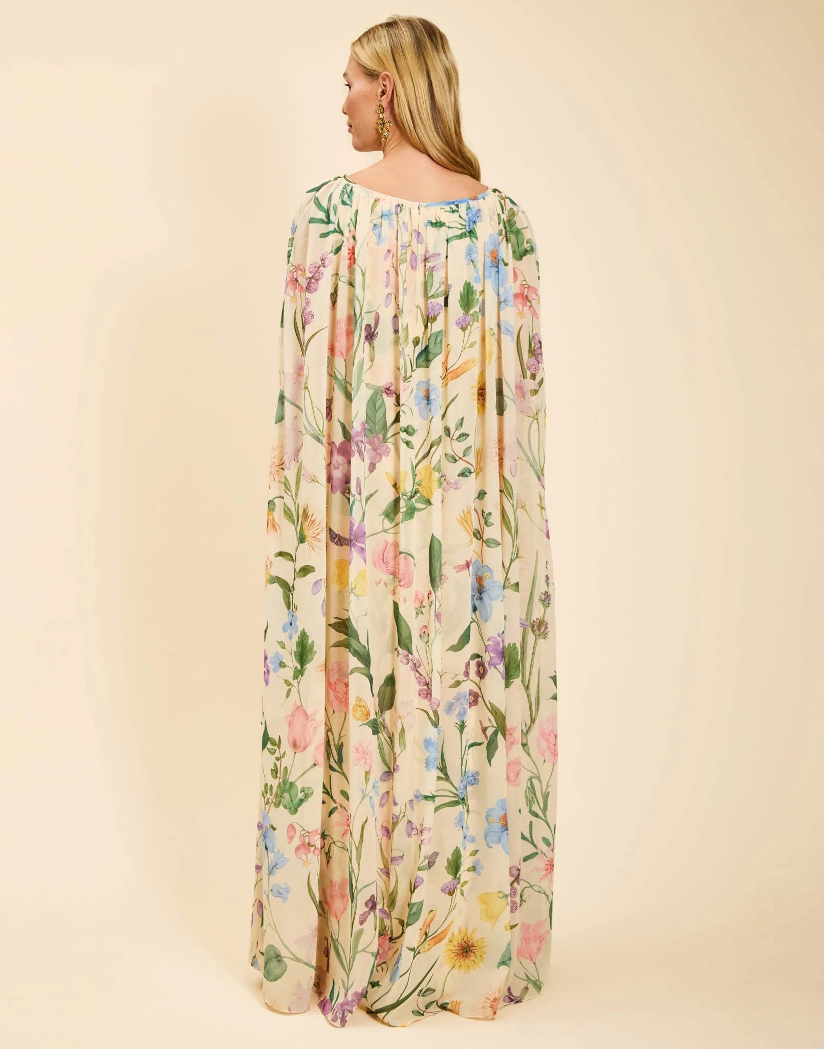 ESTRELLA CAPE GOWN
