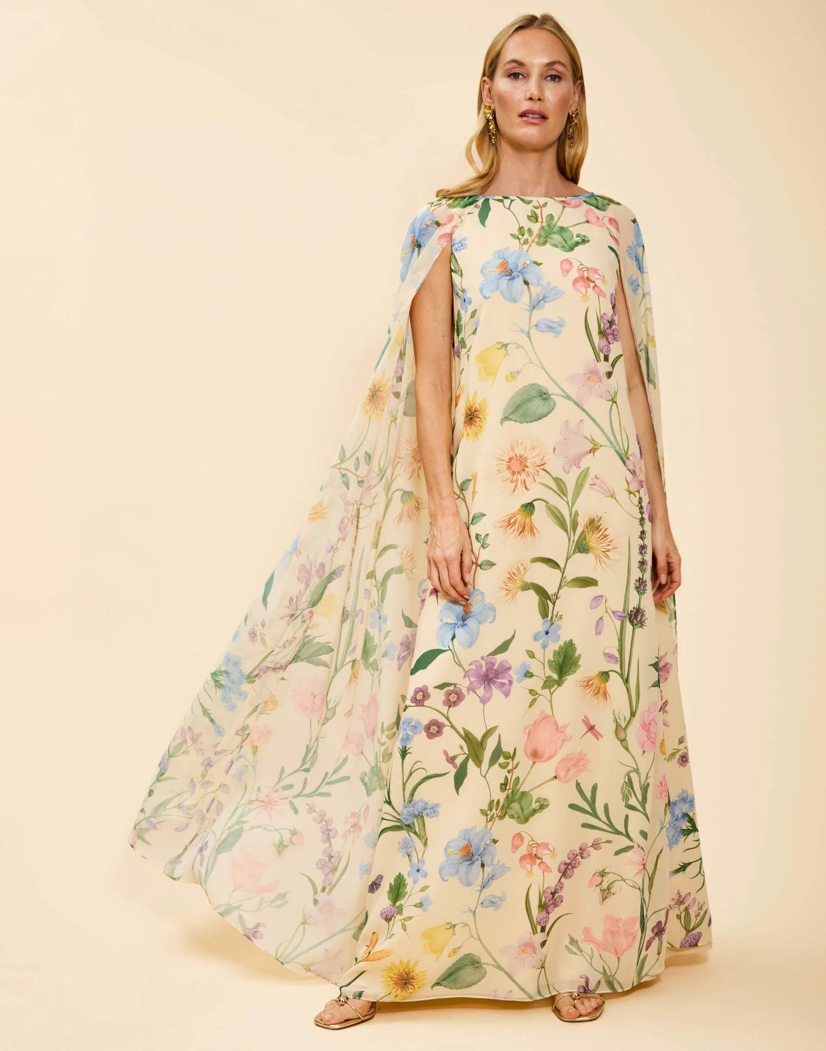 ESTRELLA CAPE GOWN
