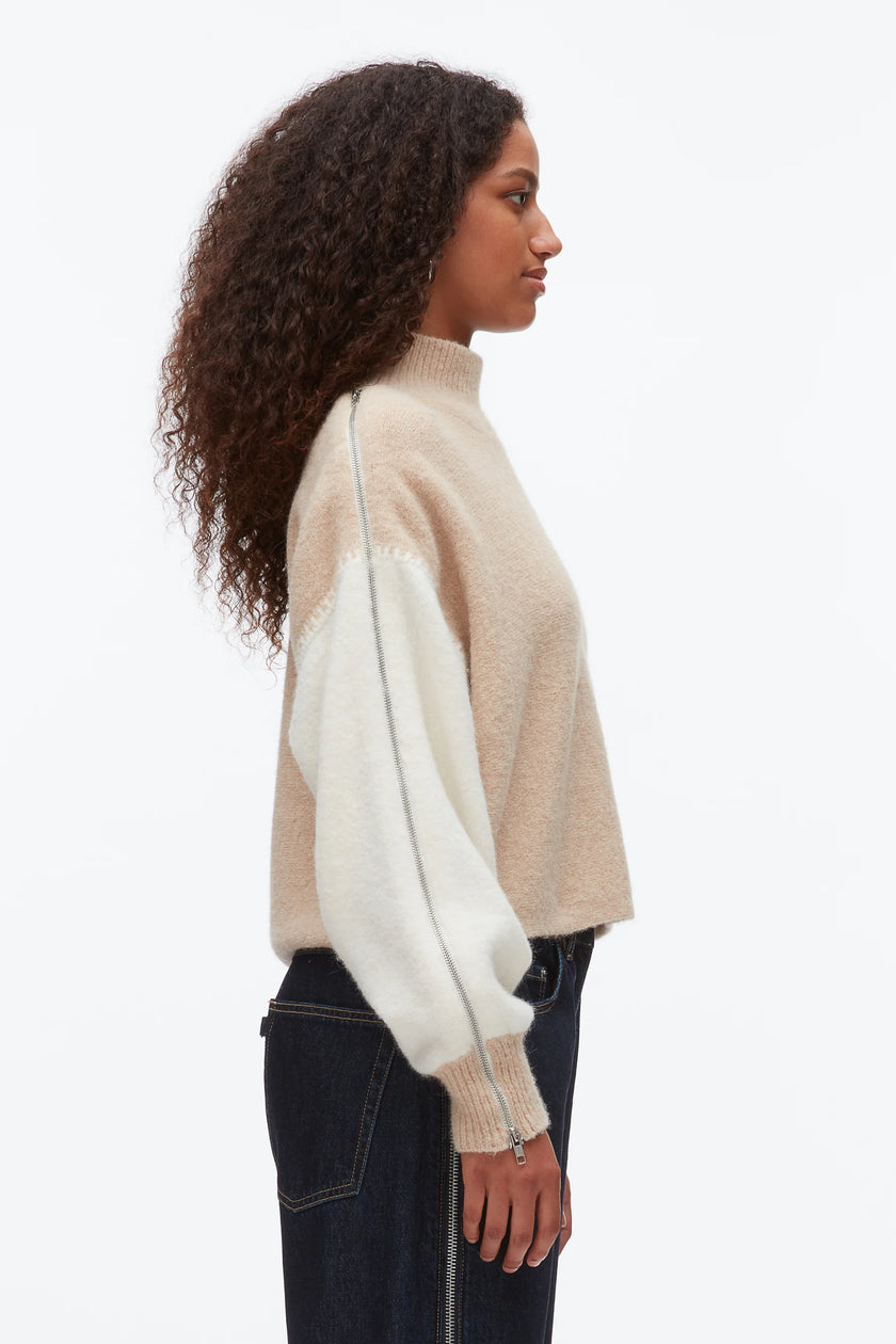 COLORBLOCK ZIP SLEEVE TURTLENECK