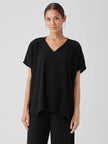 WOVEN PLISSE V NECK TOP