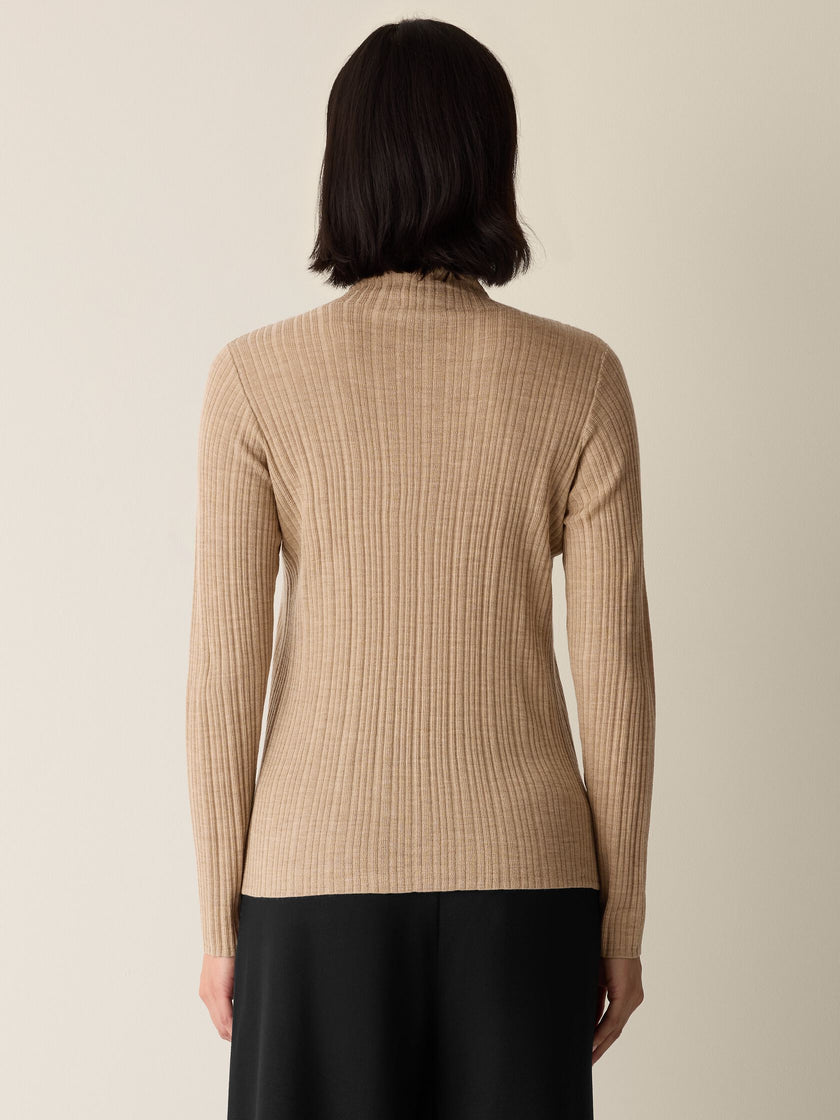 SUPERFINE MERINO TURTLENECK TOP IN REGENERATIVE WOOL