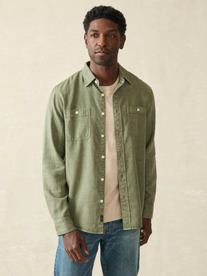 TRIED AND TRUE CHAMBRAY WORKSHIRT