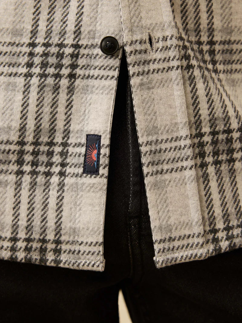 LEGEND BUTTON UP SWEATER SHIRT