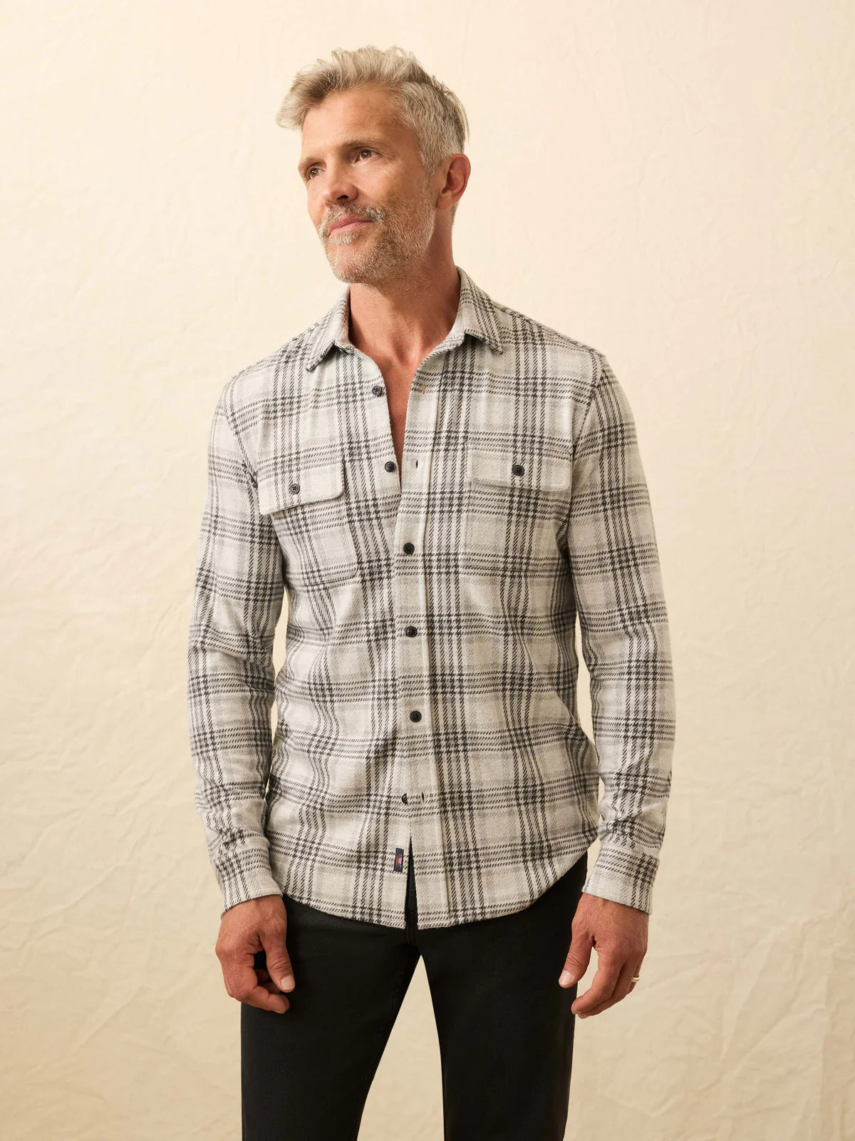 LEGEND BUTTON UP SWEATER SHIRT