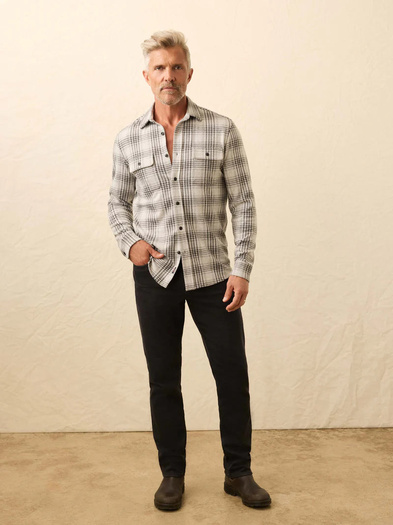 LEGEND BUTTON UP SWEATER SHIRT