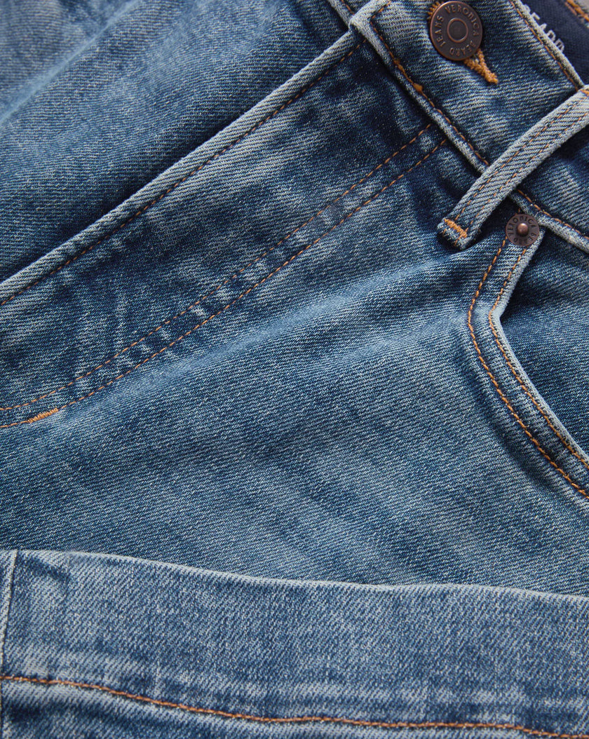 CARSON KICK FLARE JEAN