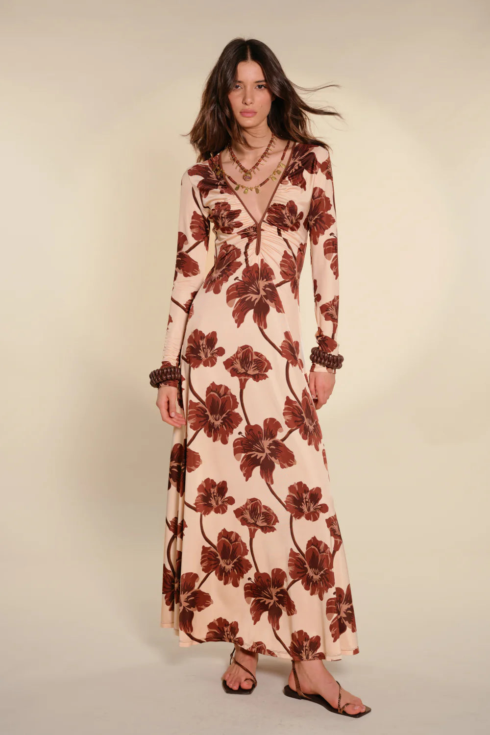 ALMA BORDADA DRESS