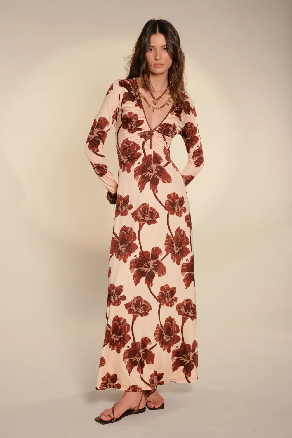 ALMA BORDADA DRESS