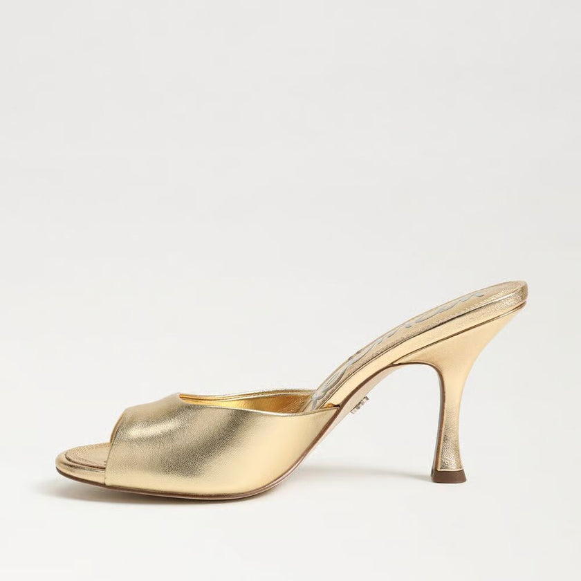 JEANIE HEELED MULE