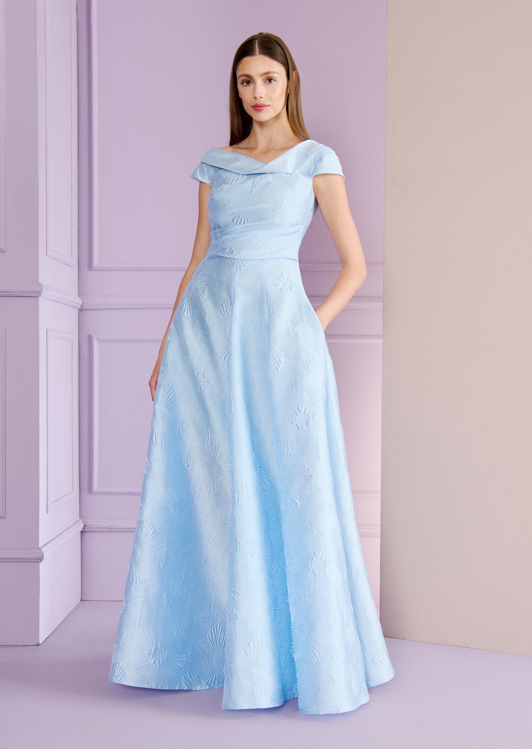 KOBOLD4 EVENING GOWN