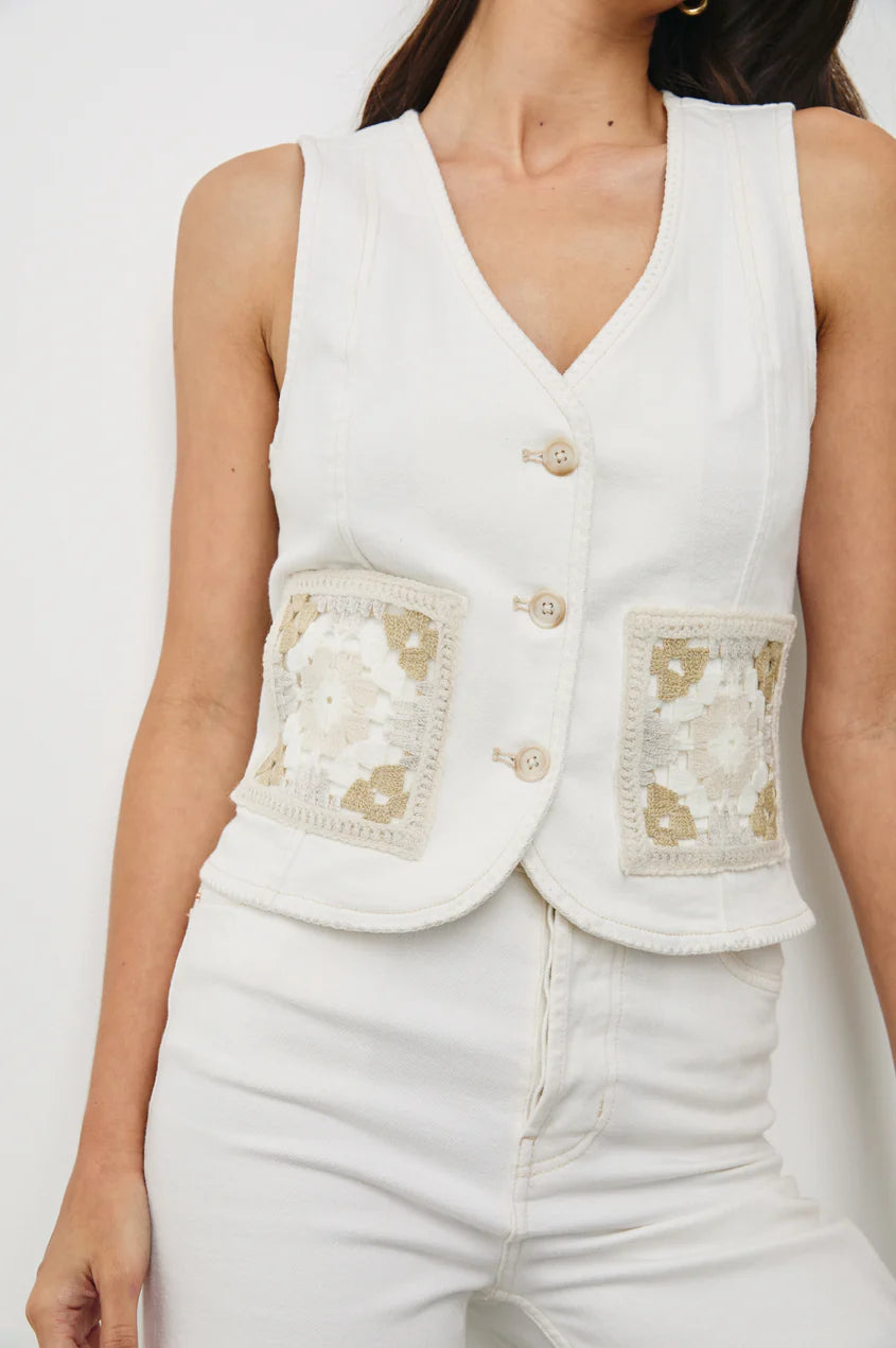 LA JOLLA VEST