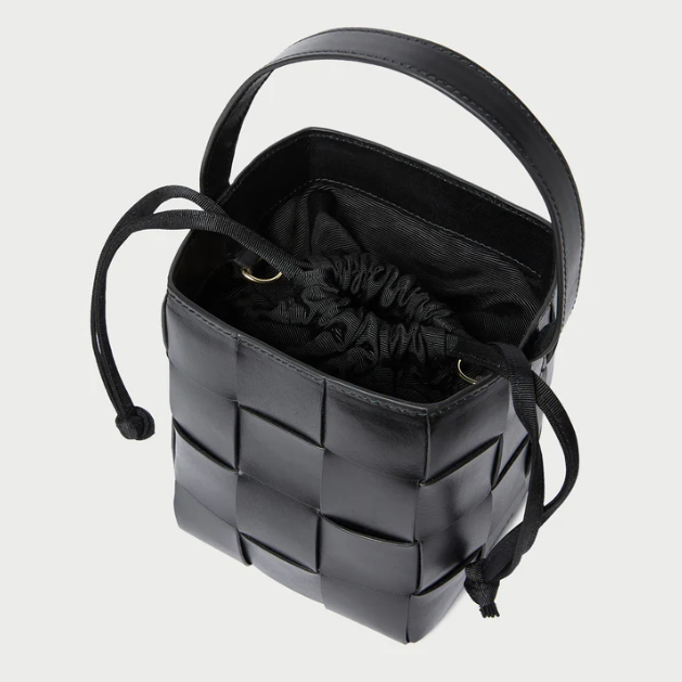 LAITH WOVEN BUCKET BAG
