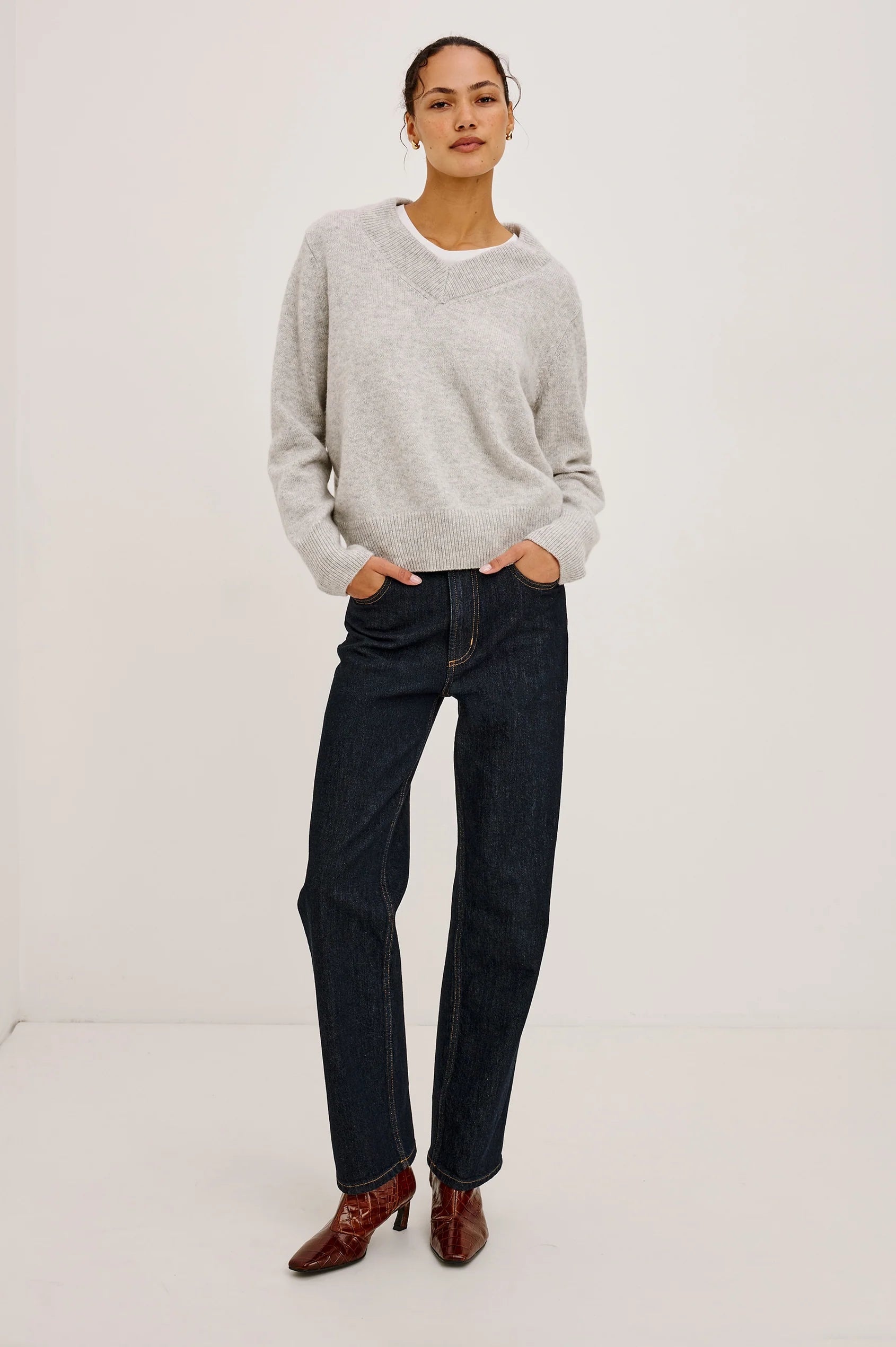 LIDYA SWEATER IN HEATHER GREY