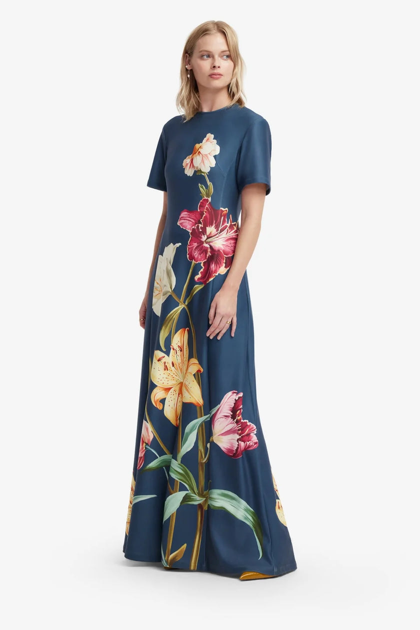 ALICE SHORT SLEEVE MAXI DRESS IN LILY PRINT IN INDIGO