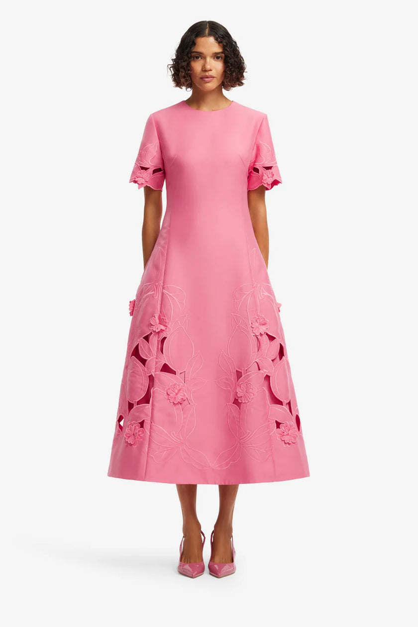 CAROLINE APPLIQUE SHORT SLEEVE MIDI DRESS IN FUCHSIA