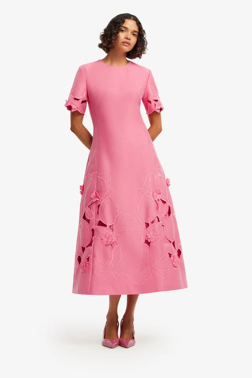 CAROLINE APPLIQUE SHORT SLEEVE MIDI DRESS IN FUCHSIA