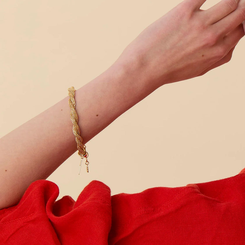 GOLD SERPENTINE MESH BRACELET