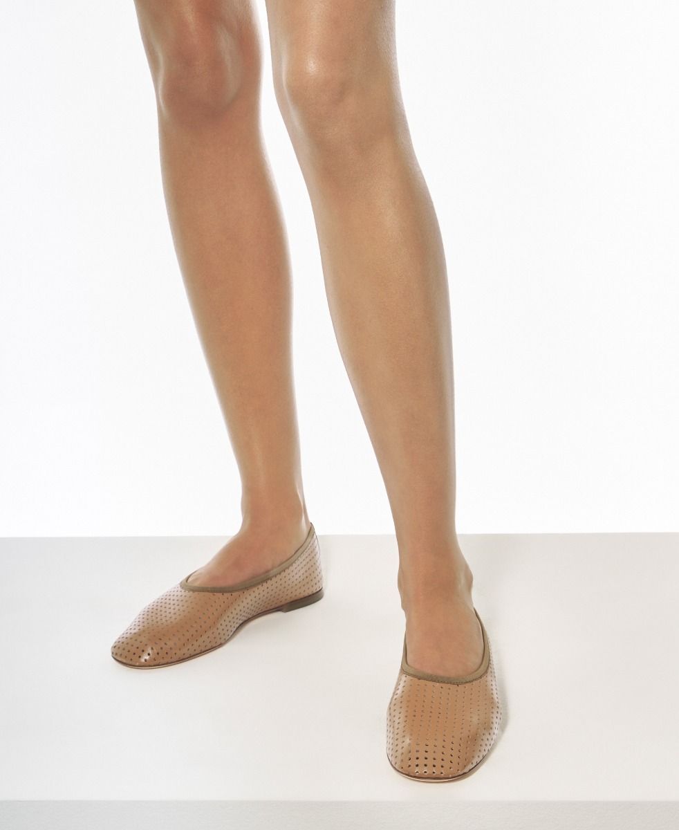 LUCY PERFORATED BALLET FLAT