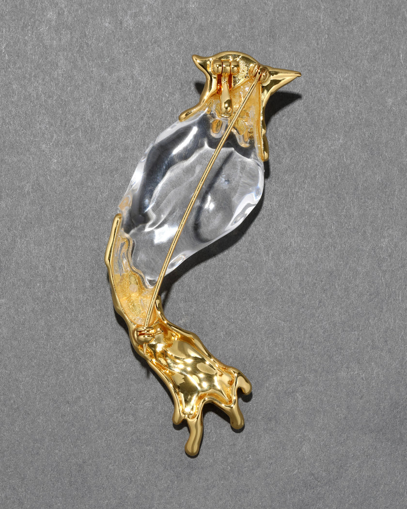 LIQUID LUCITE CARDINAL PIN