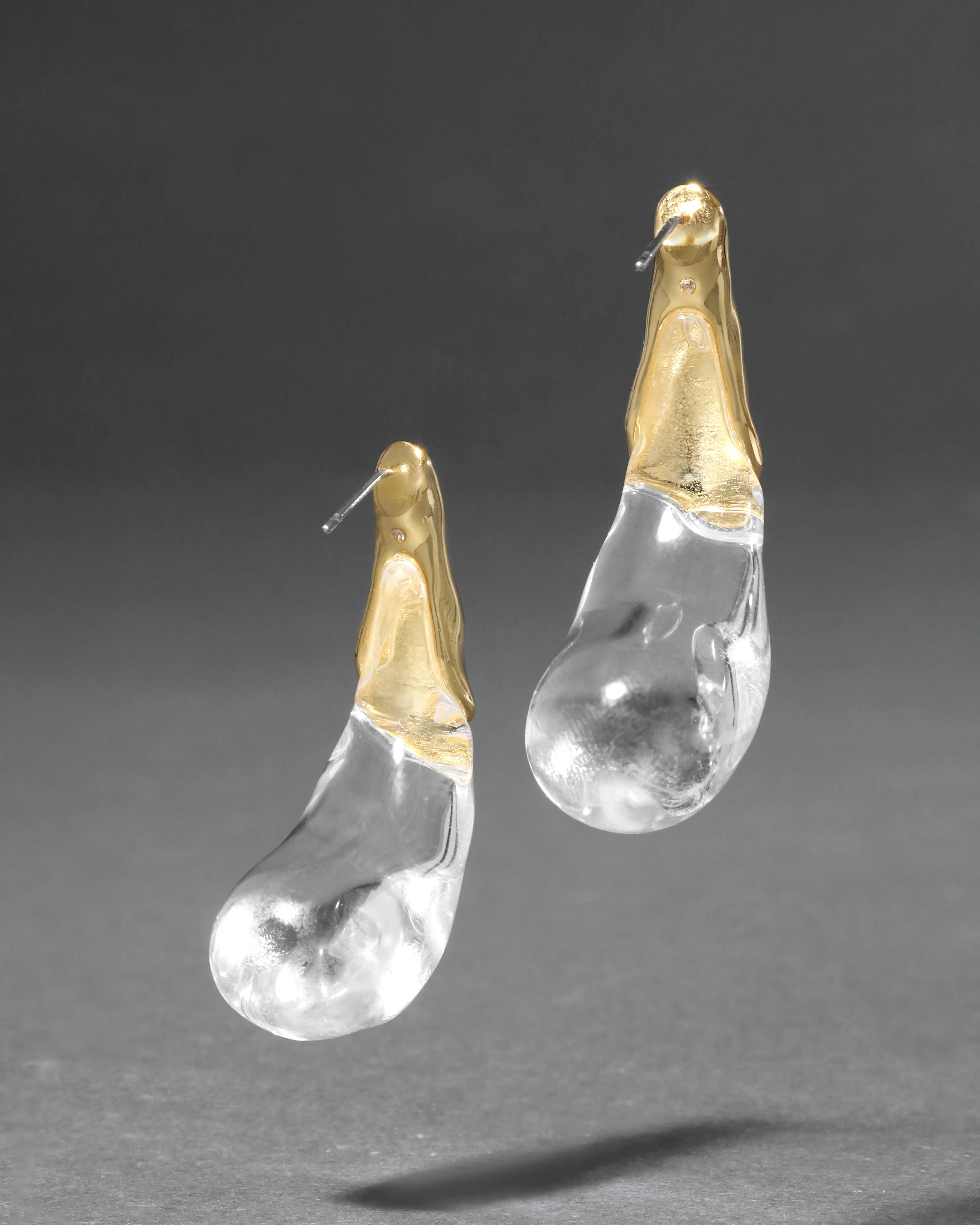 LIQUID LUCITE ARCHED LARGE POST EARRING