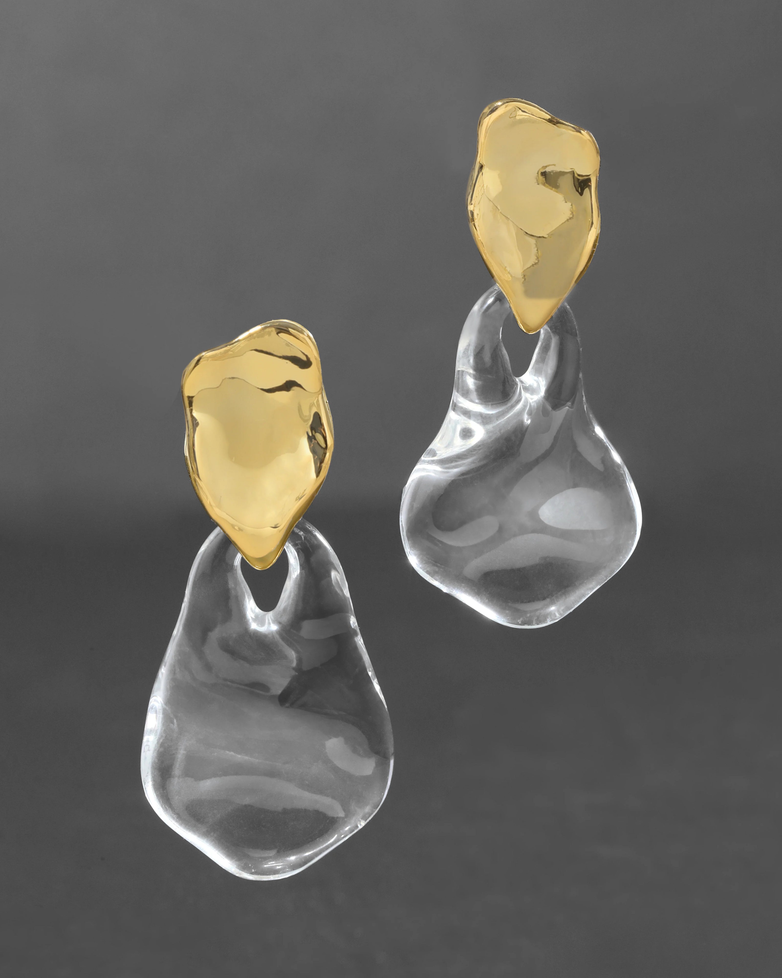 LIQUID LUCITE WAFER POST EARRING